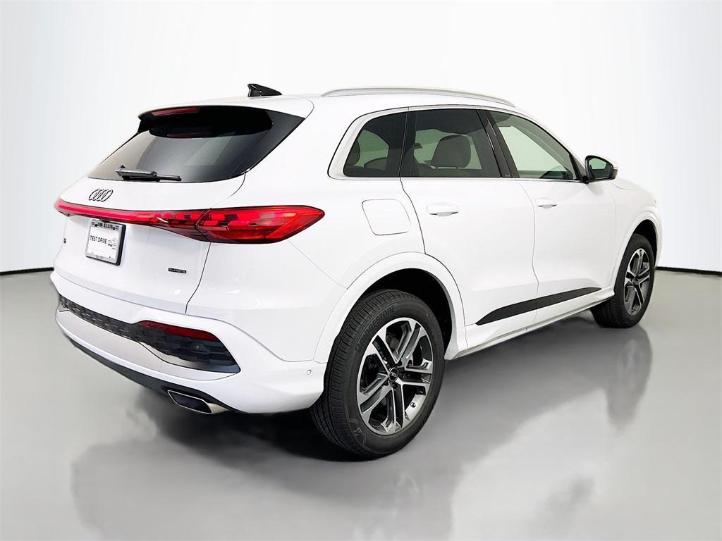 new 2025 Audi Q5 car, priced at $53,452