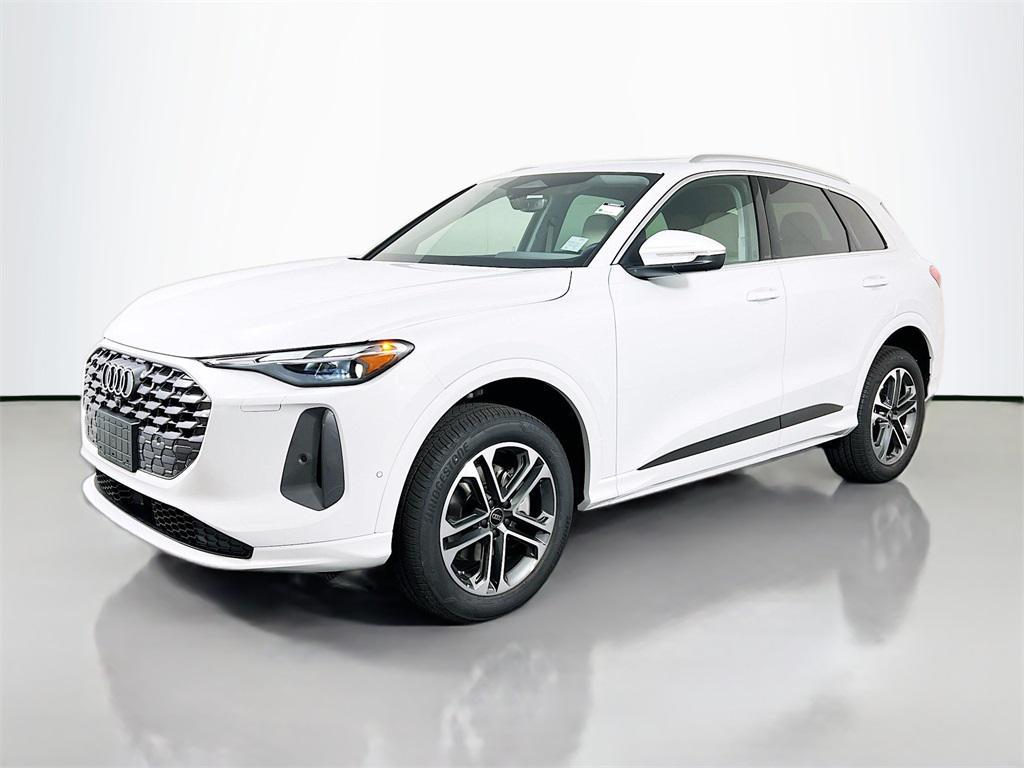 new 2025 Audi Q5 car, priced at $53,452