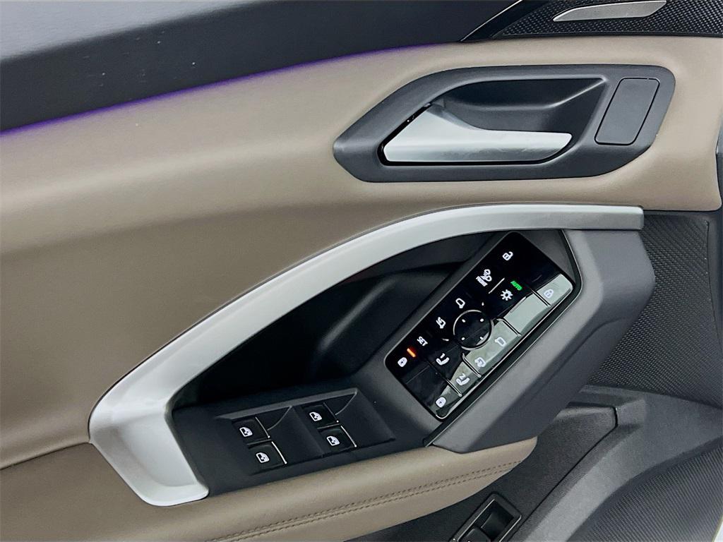 new 2025 Audi Q5 Sportback car, priced at $61,706