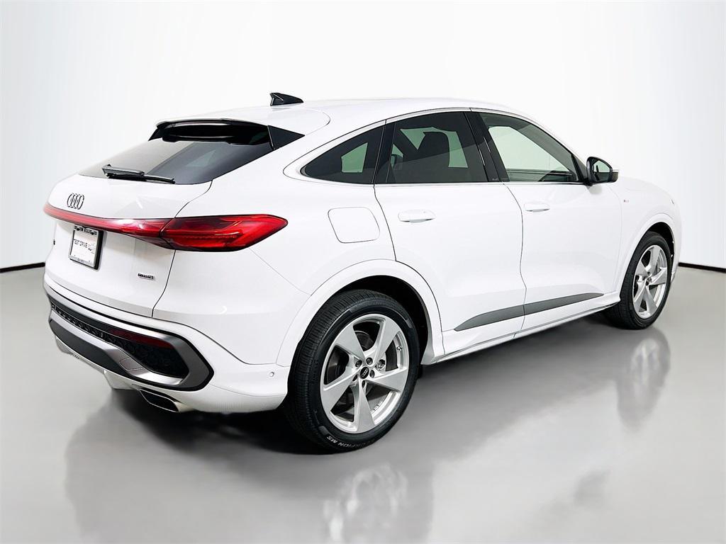 new 2025 Audi Q5 Sportback car, priced at $61,706