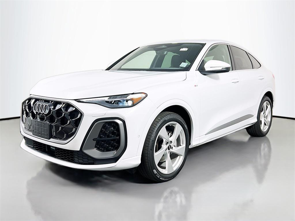 new 2025 Audi Q5 Sportback car, priced at $61,706