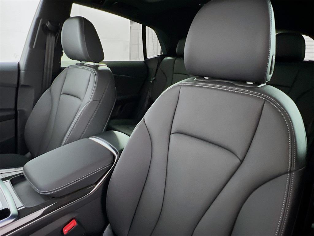 new 2025 Audi Q8 car, priced at $73,897