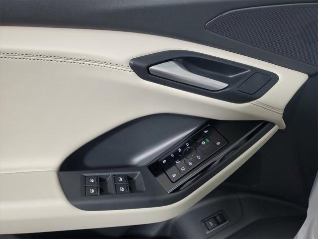 new 2025 Audi Q6 e-tron car, priced at $67,450