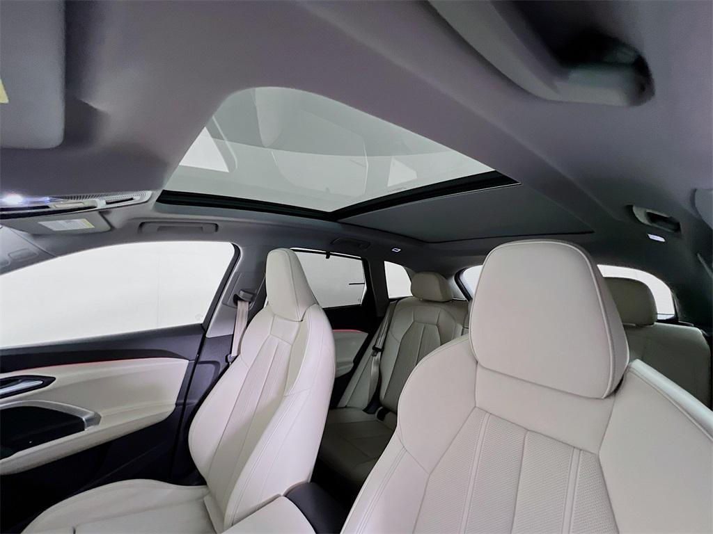 new 2025 Audi Q5 car, priced at $55,712