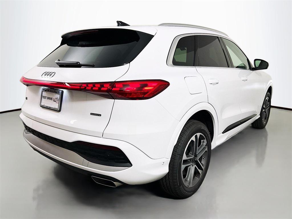 new 2025 Audi Q5 car, priced at $55,712