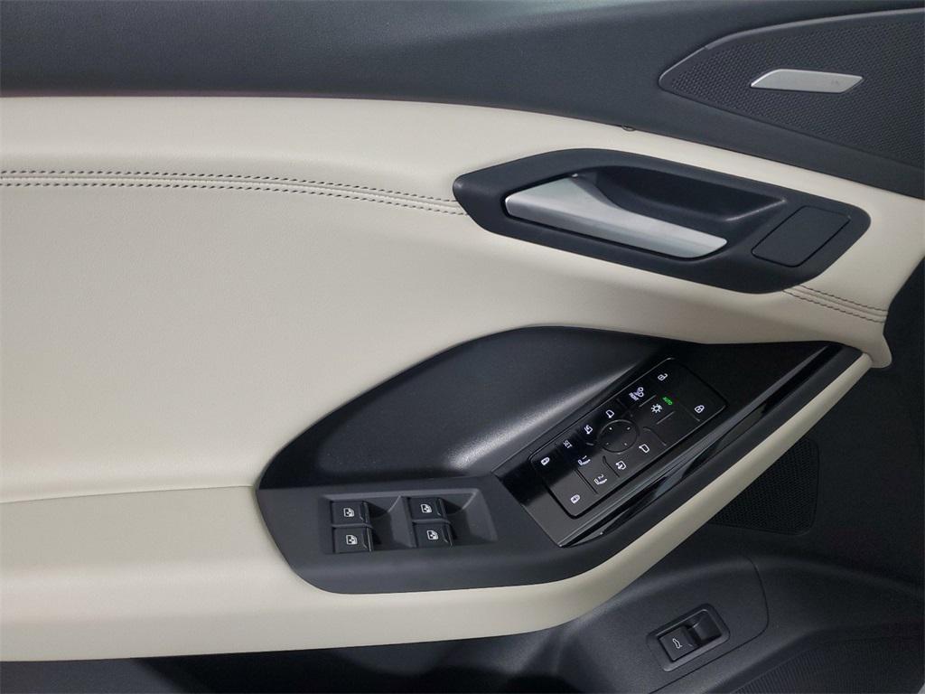 new 2025 Audi Q6 e-tron car, priced at $70,531