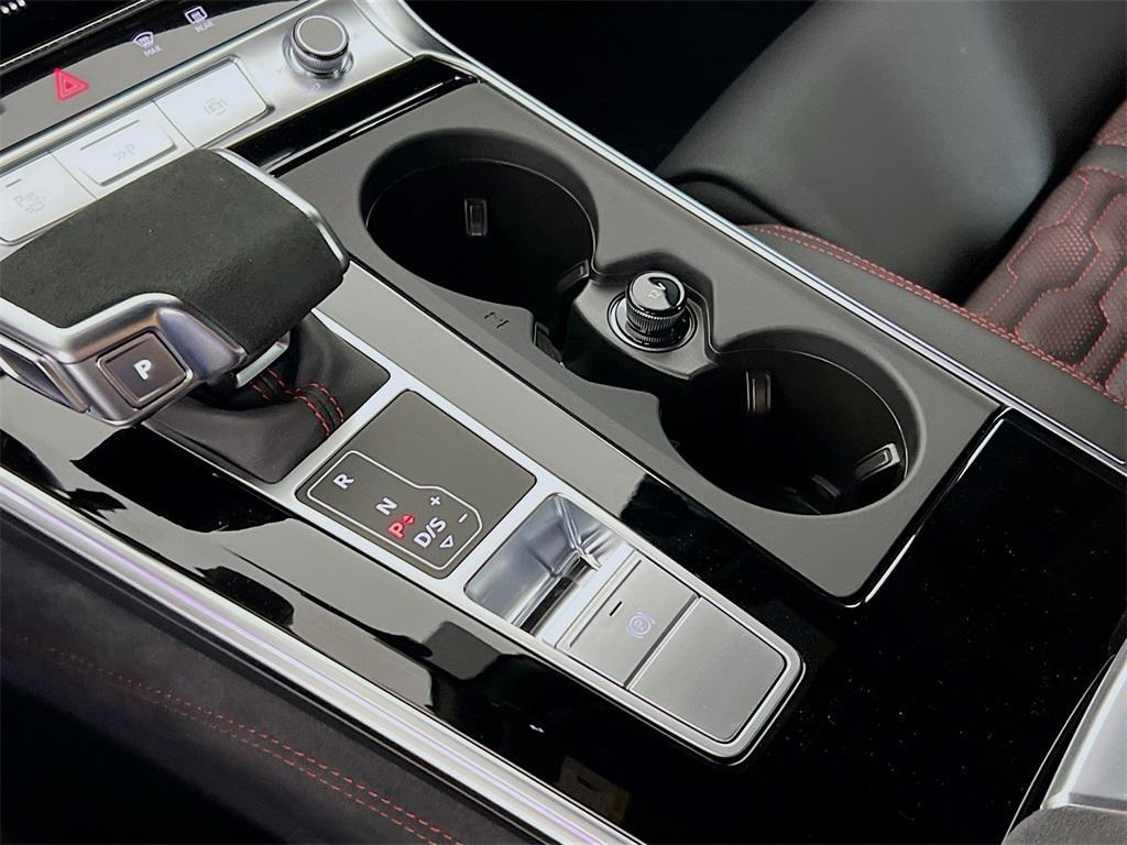 new 2026 Audi RS 6 Avant car, priced at $152,090