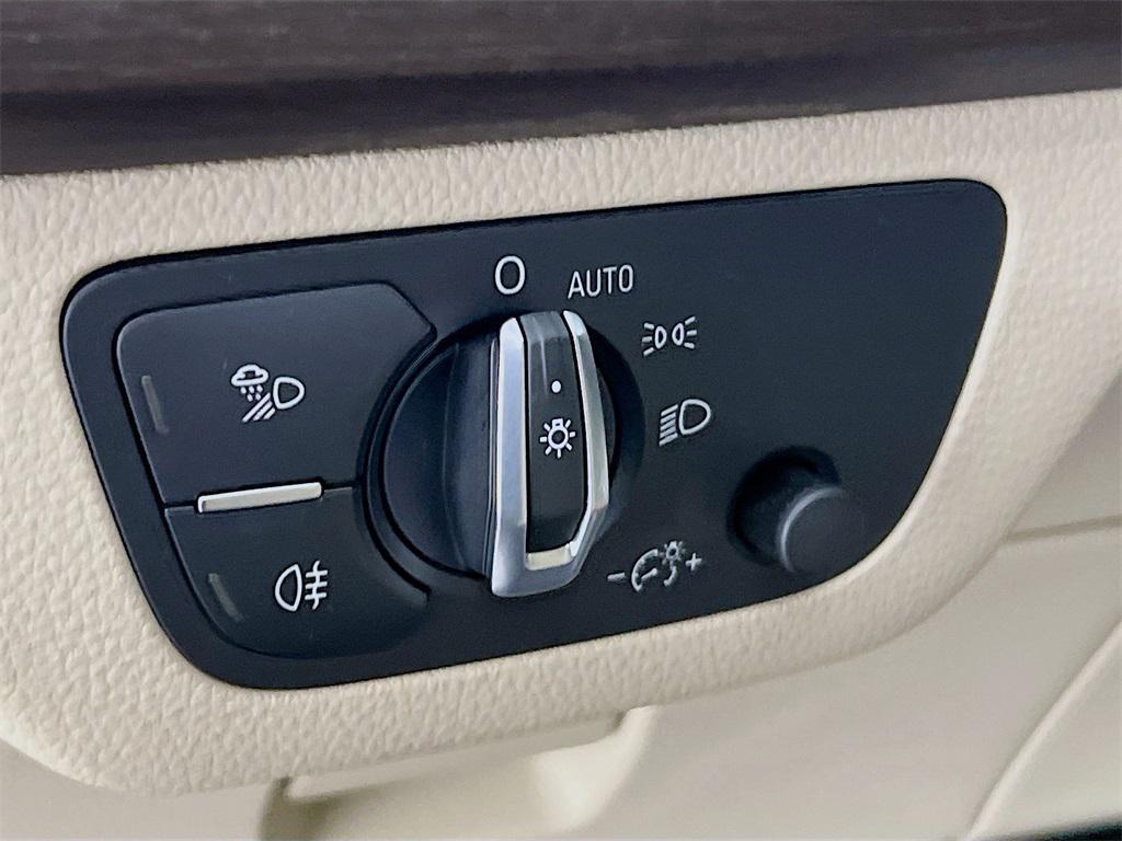 used 2022 Audi Q5 car, priced at $28,975