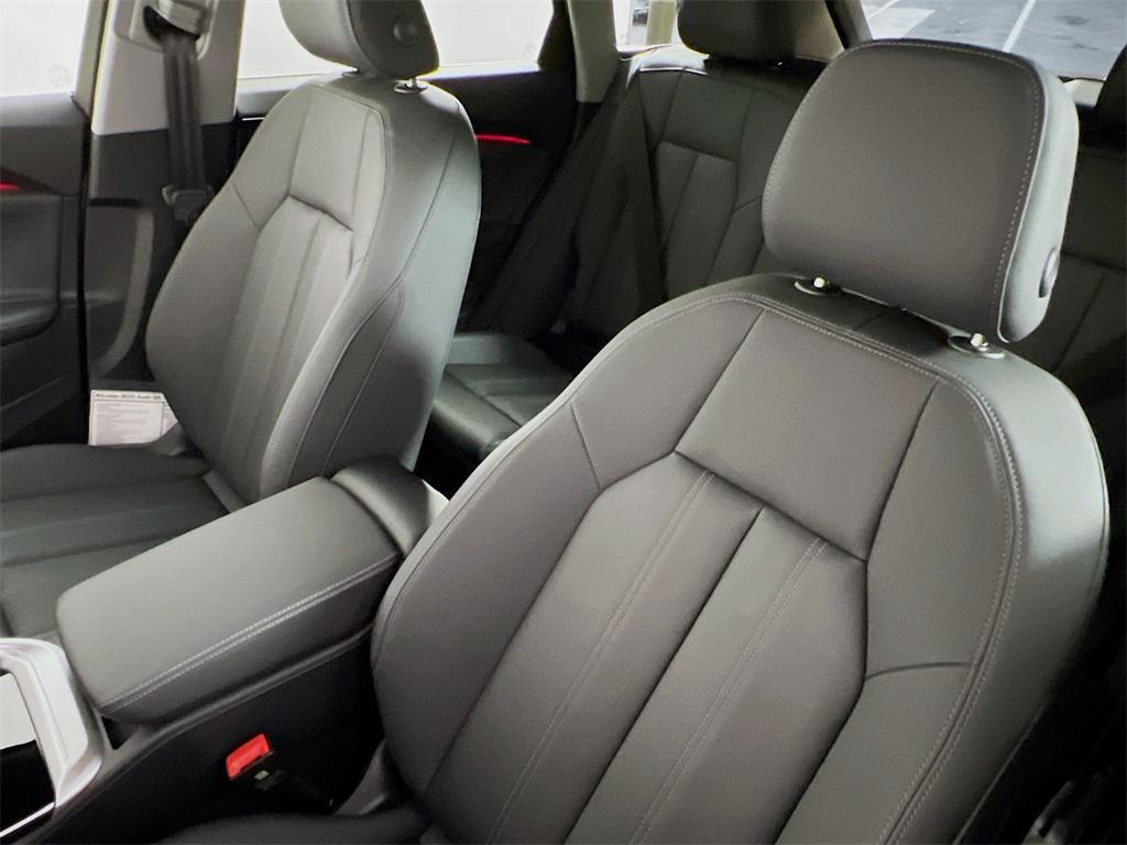 new 2025 Audi Q5 car, priced at $55,522