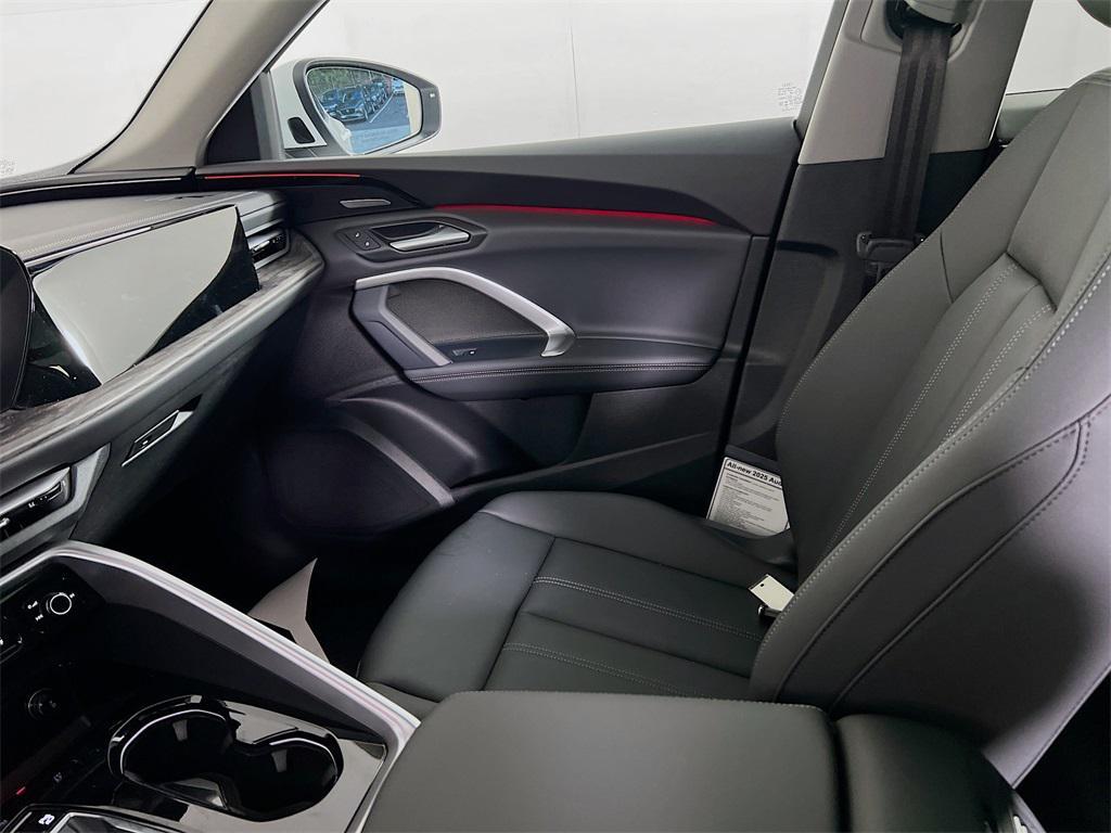 new 2025 Audi Q5 car, priced at $55,522