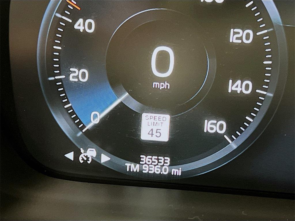 used 2022 Volvo XC90 car, priced at $34,141