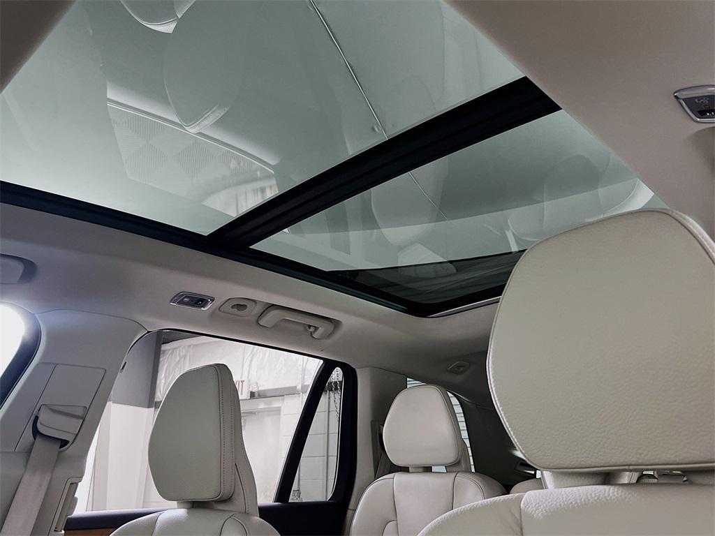 used 2022 Volvo XC90 car, priced at $34,141