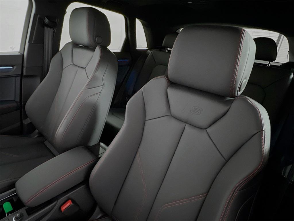 new 2025 Audi Q3 car, priced at $43,461