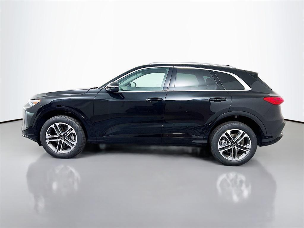 new 2025 Audi Q5 car, priced at $55,361