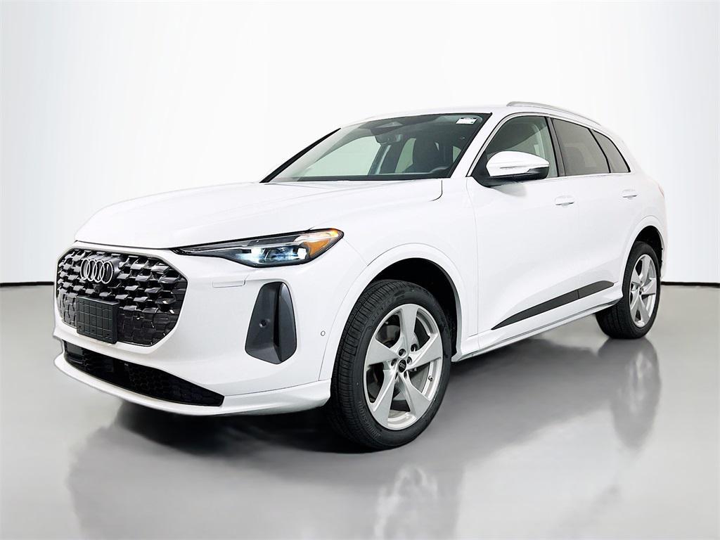new 2025 Audi Q5 car, priced at $56,396