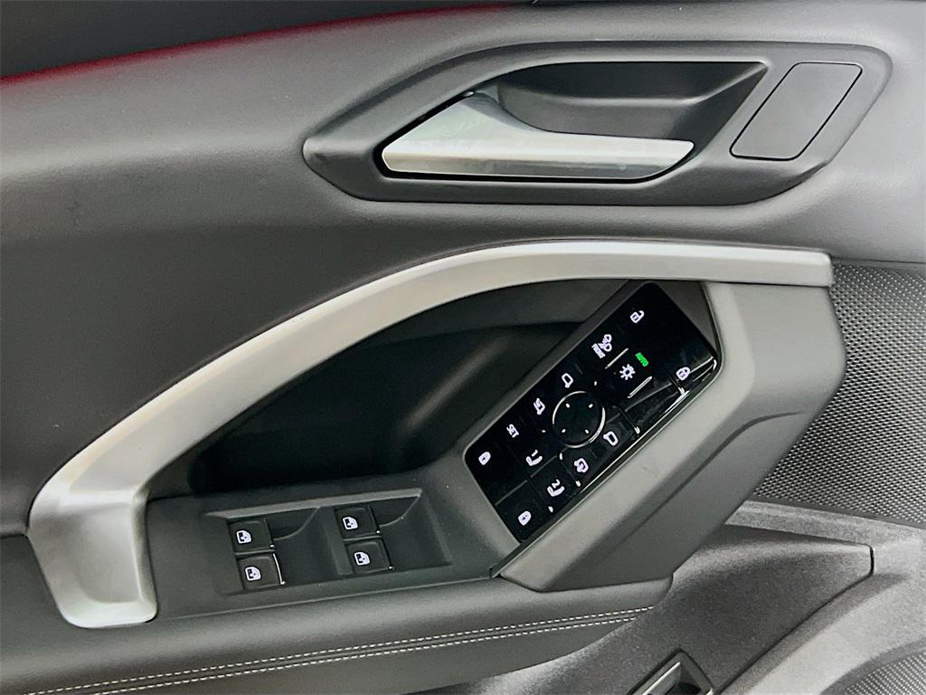 new 2025 Audi Q5 car, priced at $56,396