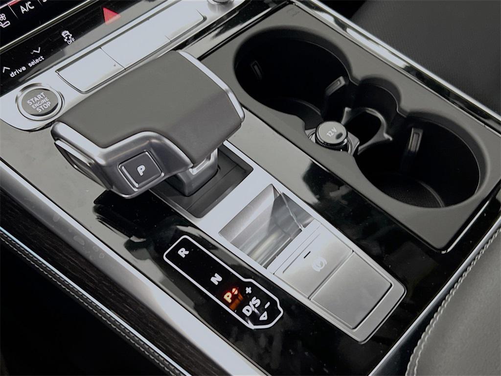 new 2026 Audi Q7 car, priced at $74,233