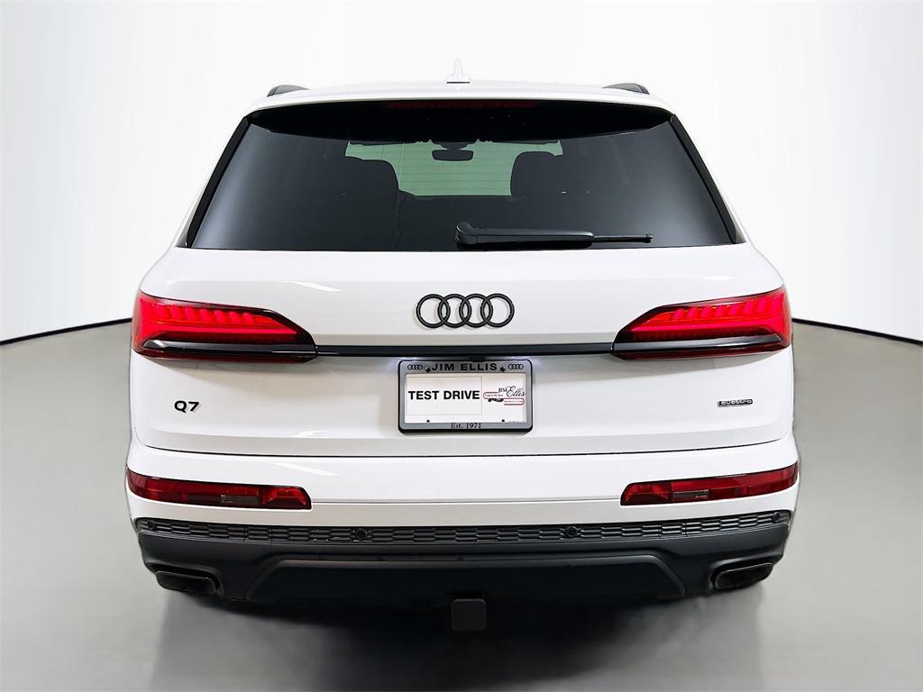 new 2026 Audi Q7 car, priced at $74,233