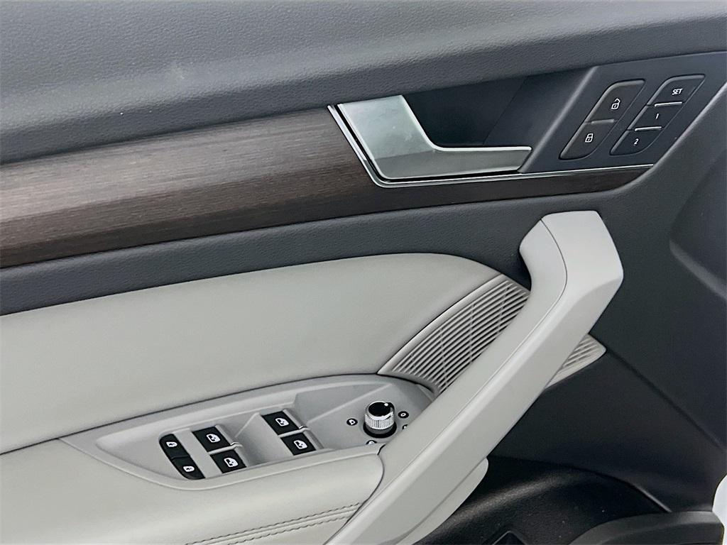 used 2024 Audi Q5 car, priced at $42,949