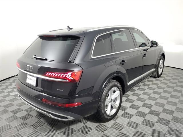 new 2024 Audi Q7 car, priced at $65,351