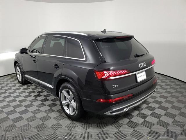 new 2024 Audi Q7 car, priced at $65,351