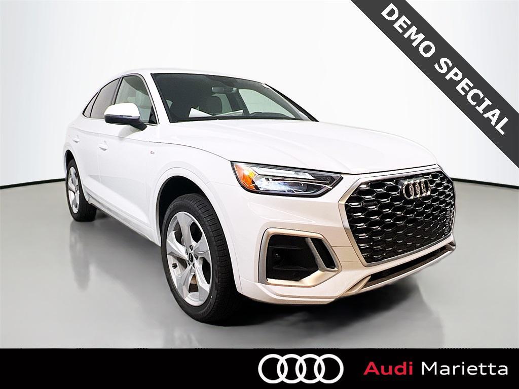 new 2025 Audi Q5 car, priced at $53,662