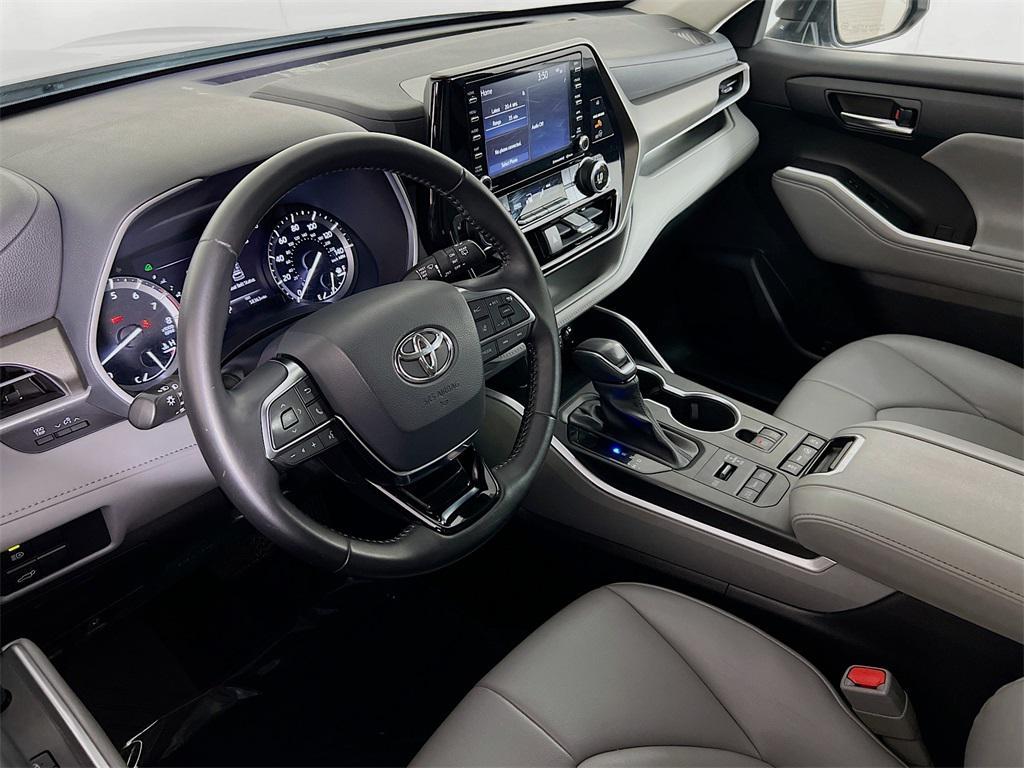 used 2021 Toyota Highlander car, priced at $31,949