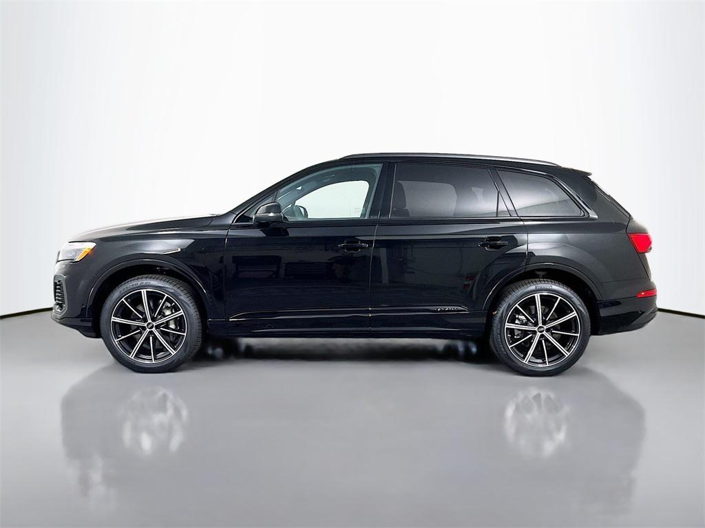 new 2025 Audi Q7 car, priced at $66,546