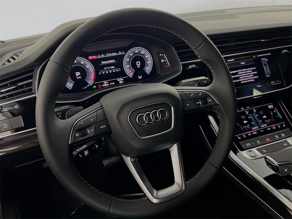 new 2025 Audi Q7 car, priced at $66,546