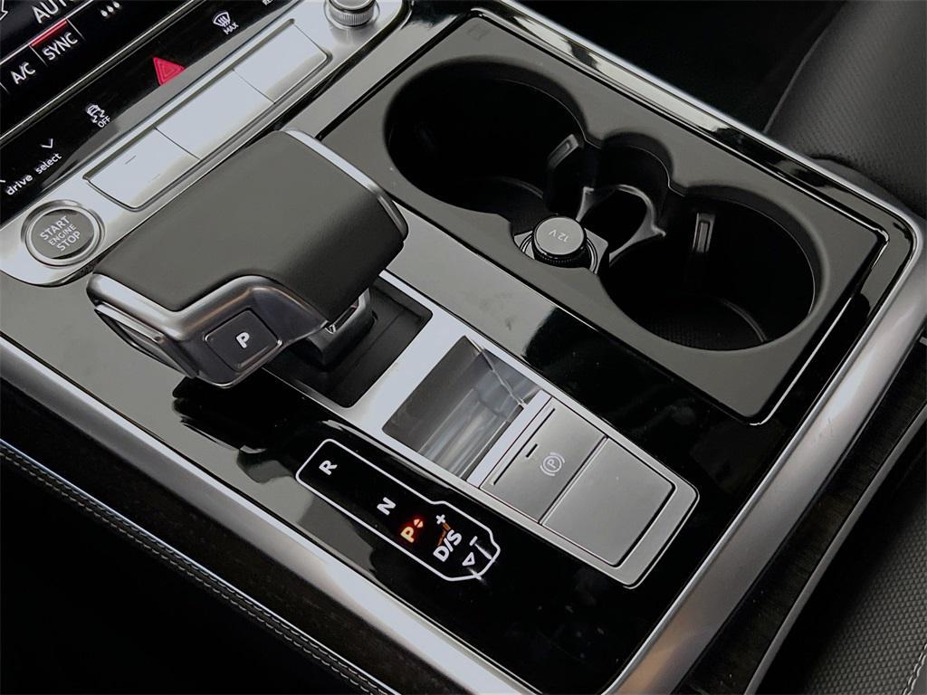 new 2026 Audi Q7 car, priced at $74,233