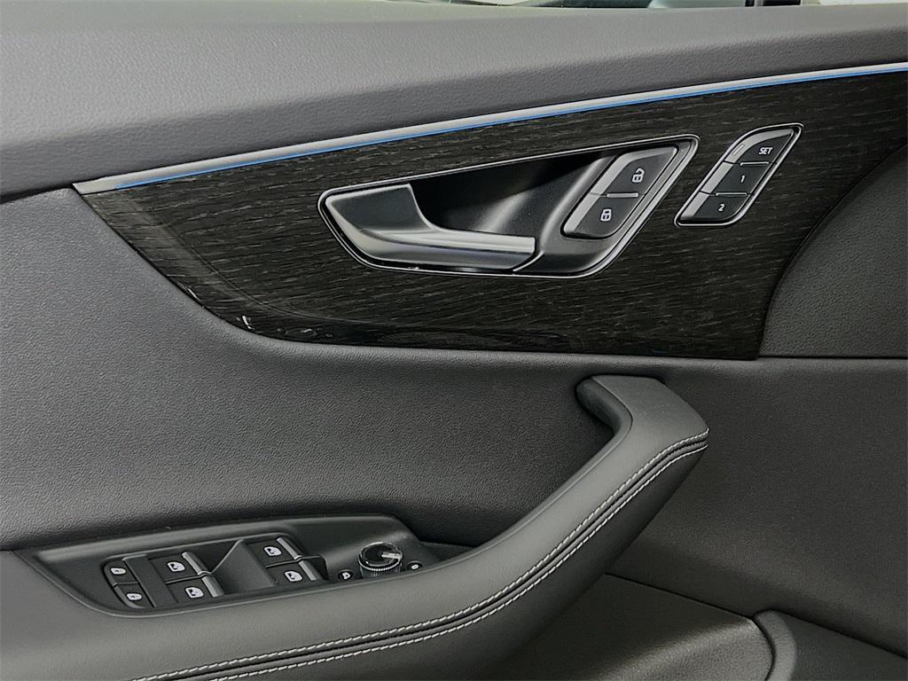 new 2026 Audi Q7 car, priced at $74,233