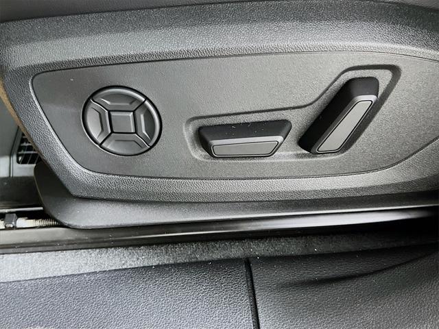 new 2025 Audi Q3 car, priced at $45,242