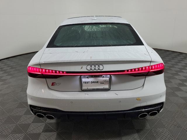 new 2025 Audi S7 car, priced at $92,506