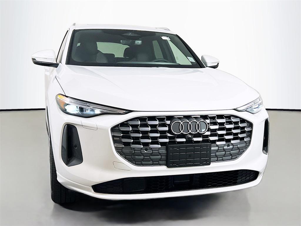new 2025 Audi Q5 car, priced at $57,622