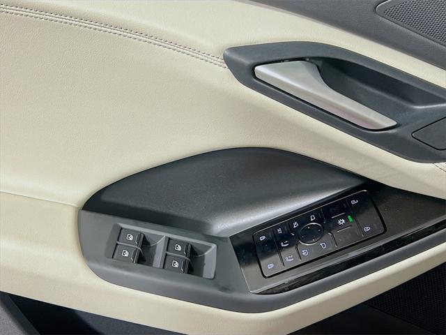 new 2025 Audi Q6 e-tron car, priced at $68,620