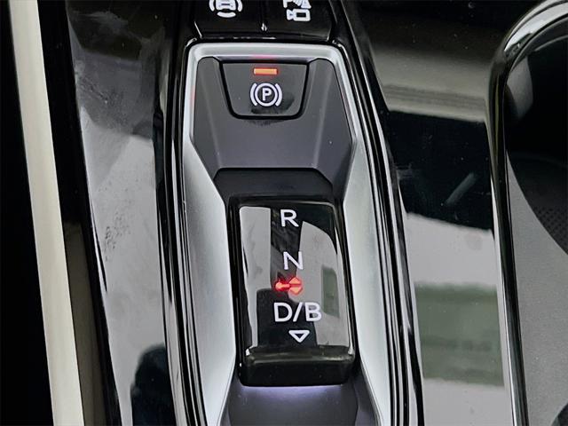 new 2025 Audi Q6 e-tron car, priced at $68,620