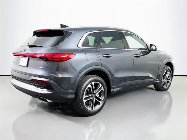 new 2025 Audi Q5 car, priced at $59,835