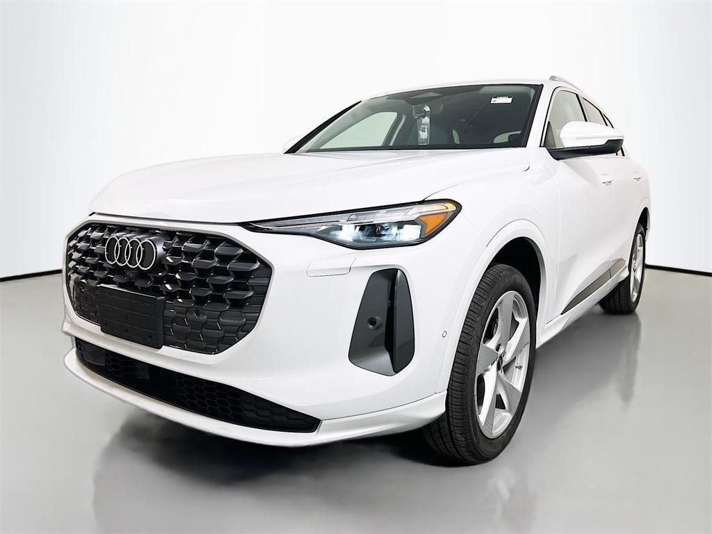 new 2025 Audi Q5 car, priced at $56,396