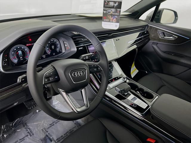 new 2025 Audi Q7 car, priced at $71,633