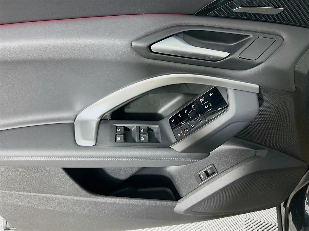 new 2025 Audi Q5 car, priced at $56,396