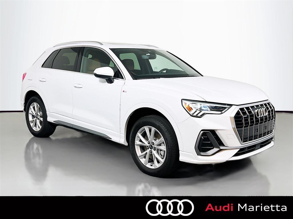 new 2025 Audi Q3 car, priced at $43,424