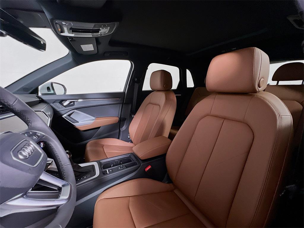 new 2025 Audi Q3 car, priced at $43,424