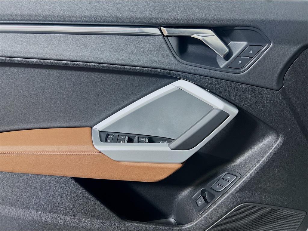 new 2025 Audi Q3 car, priced at $43,424