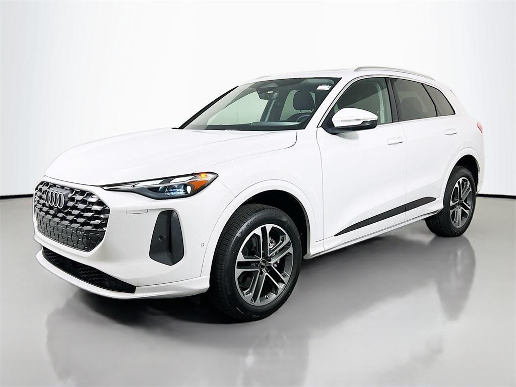 new 2025 Audi Q5 car, priced at $53,535