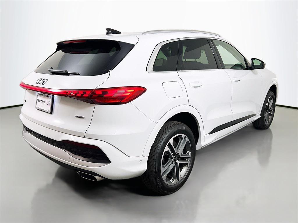 new 2025 Audi Q5 car, priced at $53,535