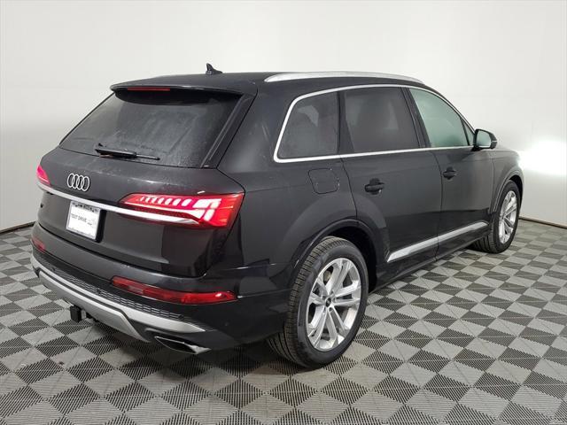 new 2025 Audi Q7 car, priced at $75,710