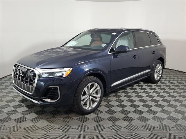 new 2025 Audi Q7 car, priced at $66,068