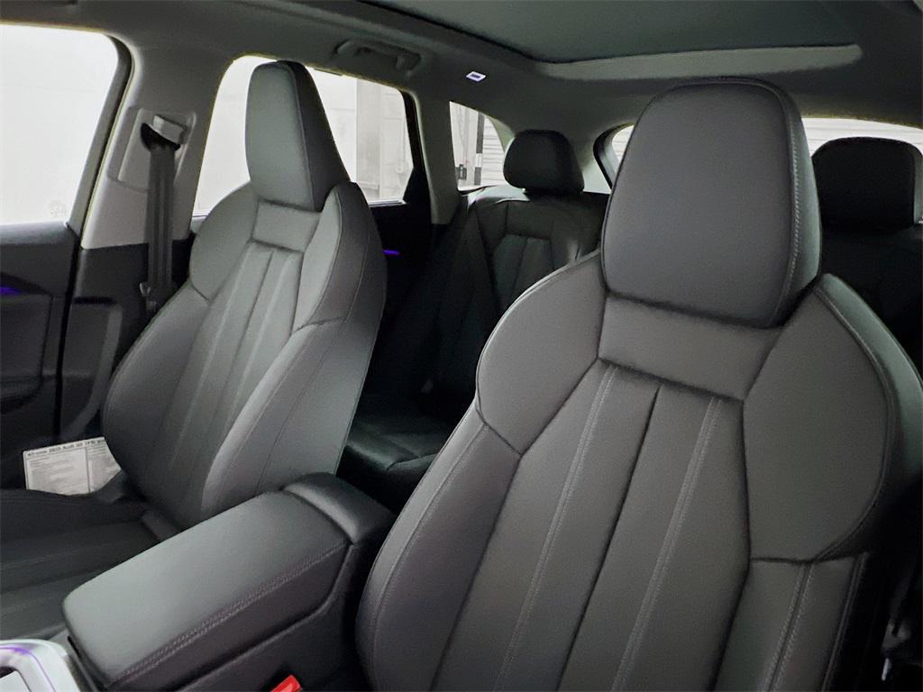 new 2025 Audi Q5 car, priced at $55,991