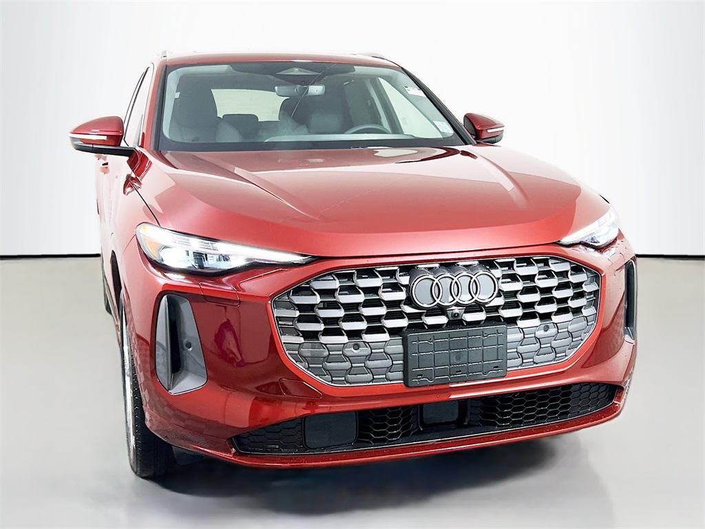 new 2025 Audi Q5 car, priced at $55,991