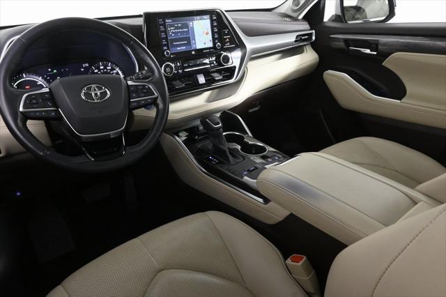 used 2021 Toyota Highlander Hybrid car, priced at $34,949